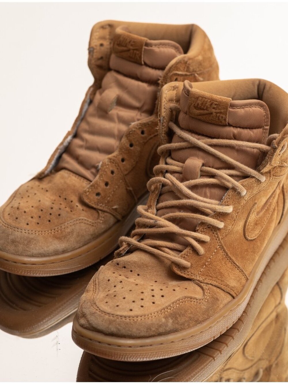 Nike Air Jordan 1 Retro OG High Wheat Brown Suede High Top Mens Sz 10 55088-710